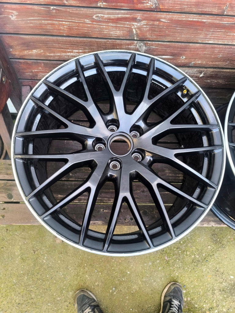 1x Alufelge 20 Zoll 9.0" 5x112 52ET Glanz Silber 8S0601025AR Audi Tt Rim Wheel FEL4230514631fu