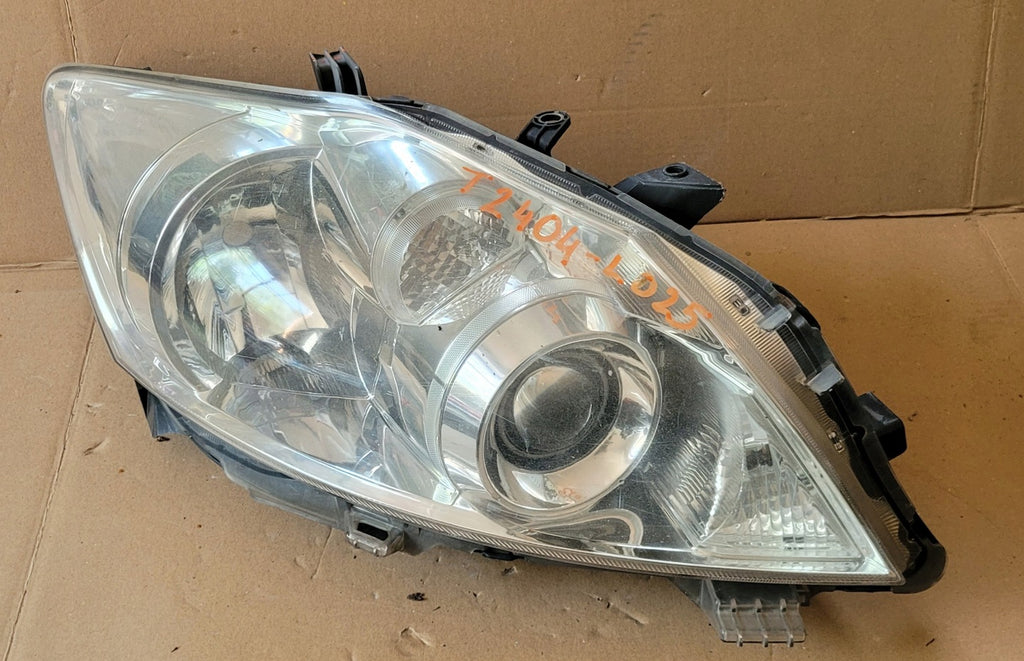 Frontscheinwerfer Toyota Auris 81110-02A40 Rechts Scheinwerfer Headlight