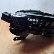 Laden Sie das Bild in den Galerie-Viewer, Frontscheinwerfer Peugeot 3008 7113544 Links Scheinwerfer Headlight SCH3989793040wg