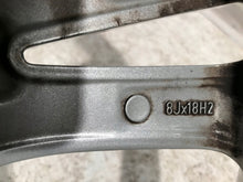 Load image into Gallery viewer, 1x Alufelge 18 Zoll 8.0" 5x120 52ET 6796213 BMW 1 F20 Rim Wheel FEL7141693184nv
