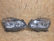 Laden Sie das Bild in den Galerie-Viewer, Frontscheinwerfer Mercedes-Benz W246 A2468200261 Ein Satz Scheinwerfer Headlight SCH8489763381xu