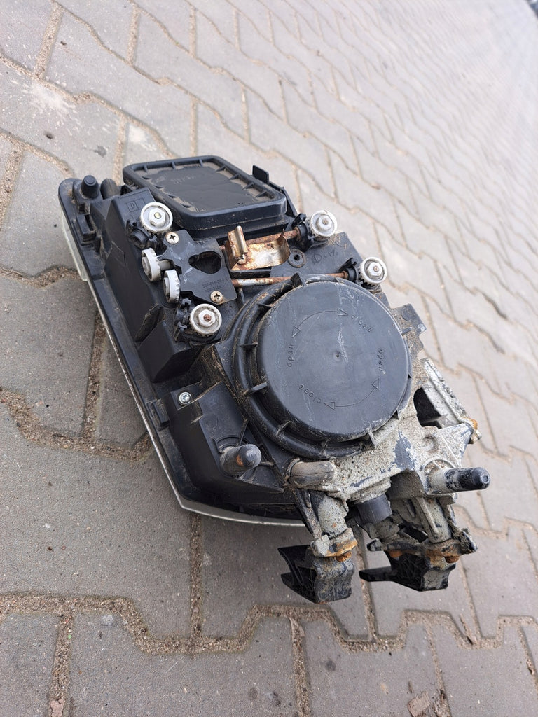 Frontscheinwerfer Volvo K Links Scheinwerfer Headlight SCH8191414788jo