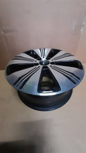 Laden Sie das Bild in den Galerie-Viewer, 1x Alufelge 18 Zoll 7.5" 5x112 A2434010100 Mercedes-Benz Eqa Eqb Rim Wheel FEL7553136305rp