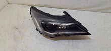 Laden Sie das Bild in den Galerie-Viewer, Frontscheinwerfer Opel Astra K 39081893 39081892 Ein Stück (Rechts oder Links) SCH8703421940gr