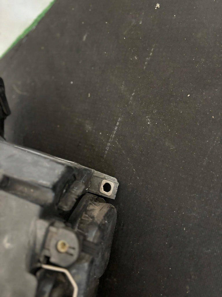 Frontscheinwerfer Seat Ibiza I 6J1941007C Xenon Ein Stück (Rechts oder Links)