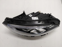 Laden Sie das Bild in den Galerie-Viewer, Frontscheinwerfer Mercedes-Benz W177 A1779064703 Links Scheinwerfer Headlight SCH8561197966qy