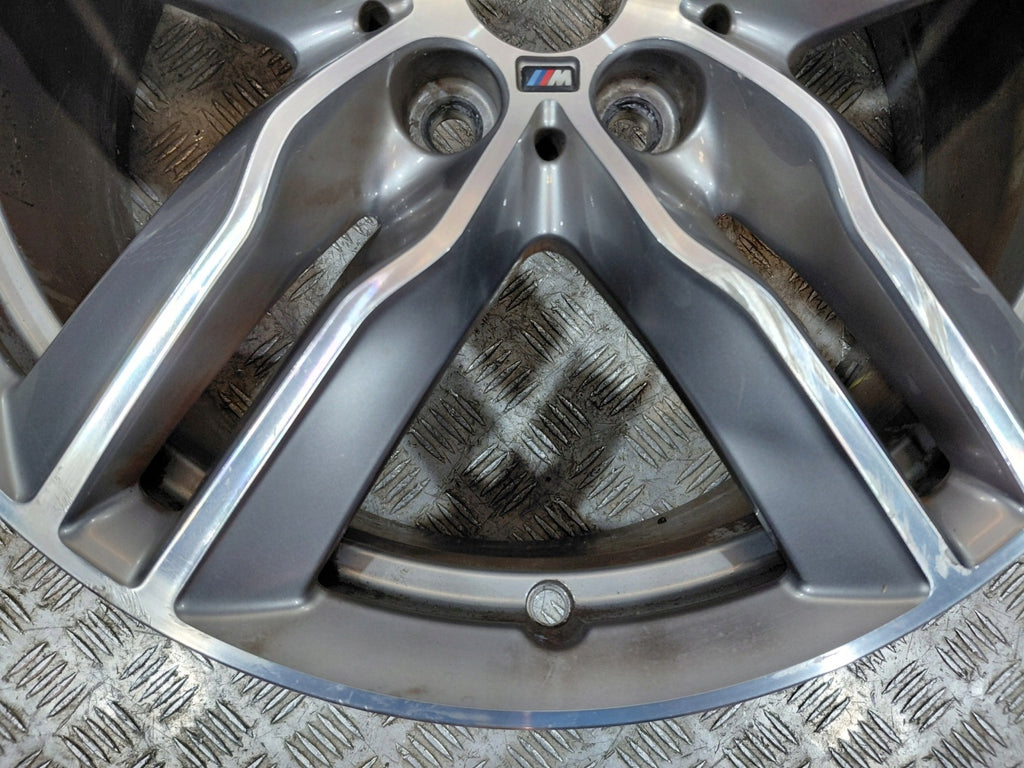 1x Alufelge 18 Zoll 7.5" 5x112 51ET Glanz Graphit 7850456 BMW F39 F48 Mg FEL3715983957tu