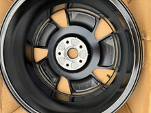 Load image into Gallery viewer, 1x Alufelge 18 Zoll 7.0" 5x114.3 50ET Glanz Schwarz 52910-BE350 Hyundai Kona FEL1259337968wx