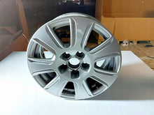 Laden Sie das Bild in den Galerie-Viewer, 1x Alufelge 16 Zoll 6.5&quot; 5x112 33ET Glanz Silber 8U0601025 Audi Q3 Rim Wheel