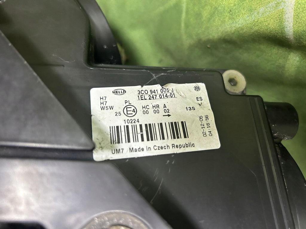 Frontscheinwerfer VW Passat 3C0941005J 3C0941006J Ein Satz Headlight SCH9056272521km