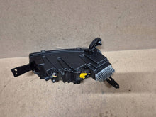 Laden Sie das Bild in den Galerie-Viewer, Frontscheinwerfer Dacia Spring 266052417R LED Links Scheinwerfer Headlight SCH9547618397vg