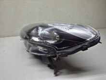 Laden Sie das Bild in den Galerie-Viewer, Frontscheinwerfer Renault Clio III 899034460057 Links Scheinwerfer Headlight SCH3640564471ry