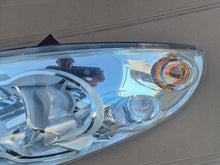 Load image into Gallery viewer, Frontscheinwerfer Renault Master III Links Scheinwerfer Headlight SCH1985841244yi