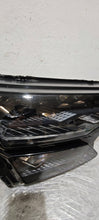 Laden Sie das Bild in den Galerie-Viewer, Frontscheinwerfer Skoda Karoq 57B941036B LED Rechts Scheinwerfer Headlight SCH1741894637cz