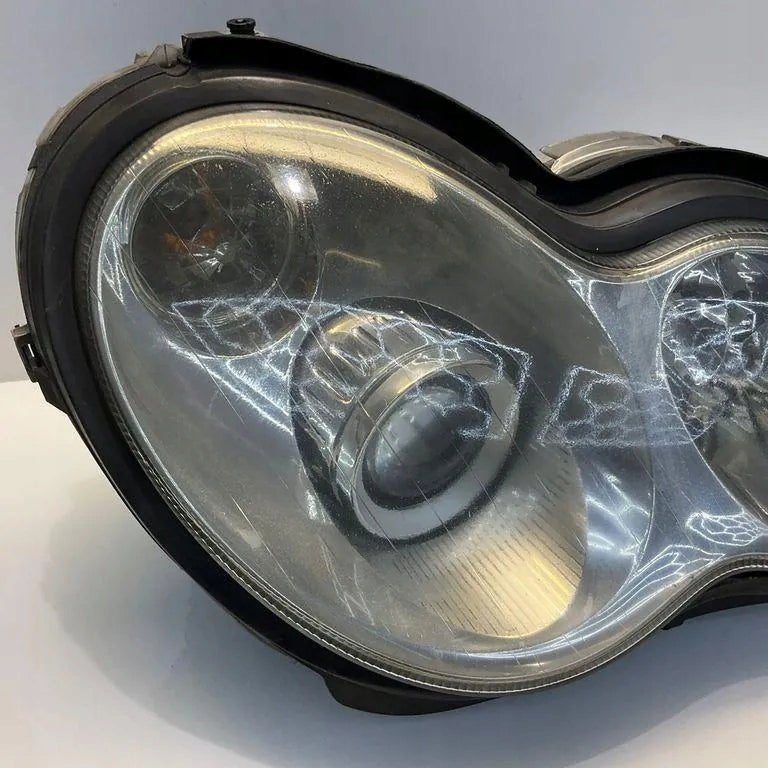 Frontscheinwerfer Mercedes-Benz 2038203861 Rechts Scheinwerfer Headlight SCH1032319796ud