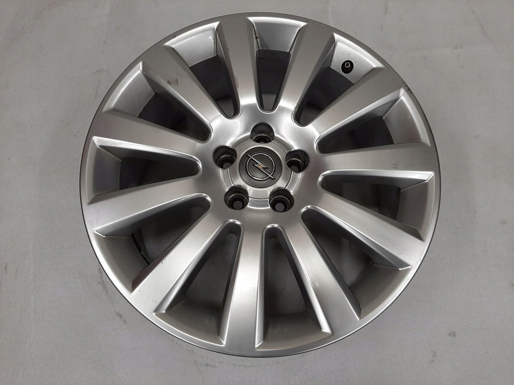 1x Alufelge 18 Zoll 7.5" 5x110 37ET Glanz Silber 13215494 Opel Zafira B
