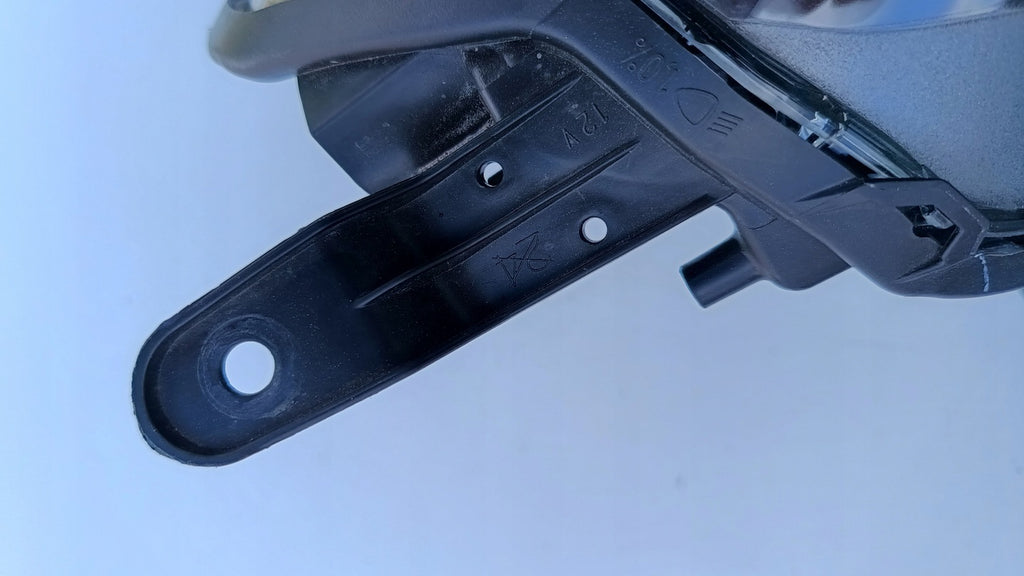 Frontscheinwerfer Toyota Yaris LED Ein Stück (Rechts oder Links) Headlight SCH5569096101cc