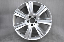 Load image into Gallery viewer, 1x Alufelge 19 Zoll 9.5&quot; 5x112 A2224012102 Mercedes-Benz Rim Wheel