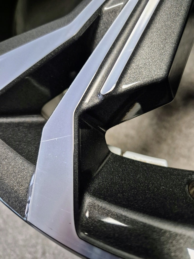 1x Alufelge 18 Zoll 8.0" 5x112 46ET Glanz Graphit 8Y0601025H Audi A3 Mg FEL6070919238cw