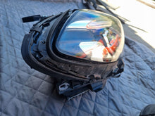 Laden Sie das Bild in den Galerie-Viewer, Frontscheinwerfer Mercedes-Benz W246 A2469066201 LED Rechts Headlight SCH9751878304hf
