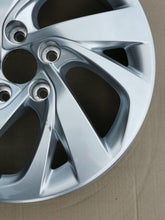 Laden Sie das Bild in den Galerie-Viewer, 1x Alufelge 16 Zoll 6.5" 5x108 47ET 9677089977 Citroën C4 Grand Picasso FEL2496583412dp