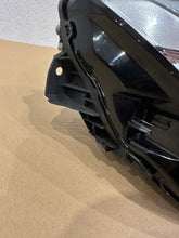 Load image into Gallery viewer, Frontscheinwerfer Volvo S90 V90 32337683 LED Rechts Scheinwerfer Headlight SCH8900831741ly
