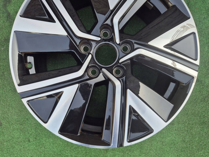 1x Alufelge 17 Zoll 5x112 5TA401025R VW Touran Rim Wheel FEL2415301023sd