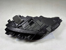 Laden Sie das Bild in den Galerie-Viewer, Frontscheinwerfer Tesla 3 Y 1514953-00 Rechts Scheinwerfer Headlight