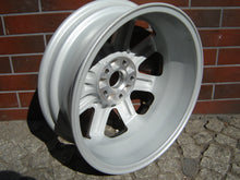 Load image into Gallery viewer, 1x Alufelge 17 Zoll 6.0&quot; 5x112 45ET Glanz Silber 3C0601025M VW Scirocco Passat