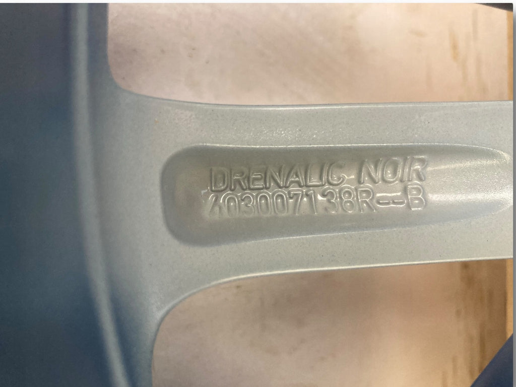 1x Alufelge 17 Zoll 7.0" 4x100 44ET 403008014R Renault Megane 1 Captur Twingo