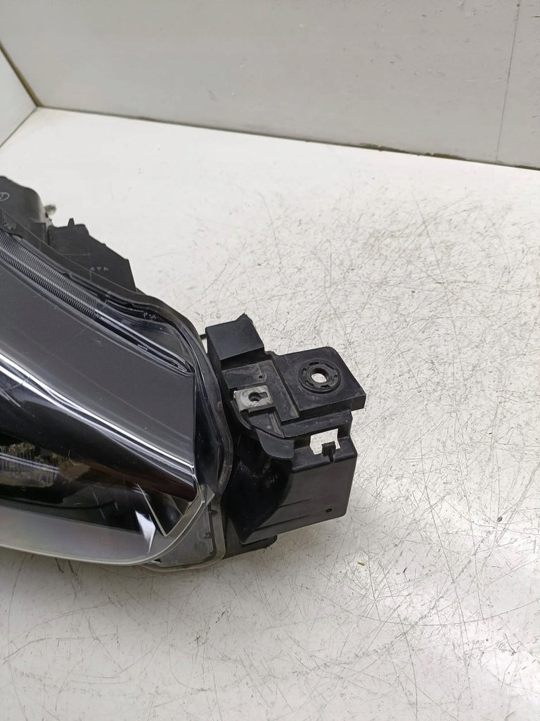 Frontscheinwerfer Mazda 2 D09K-51030 Rechts Scheinwerfer Headlight