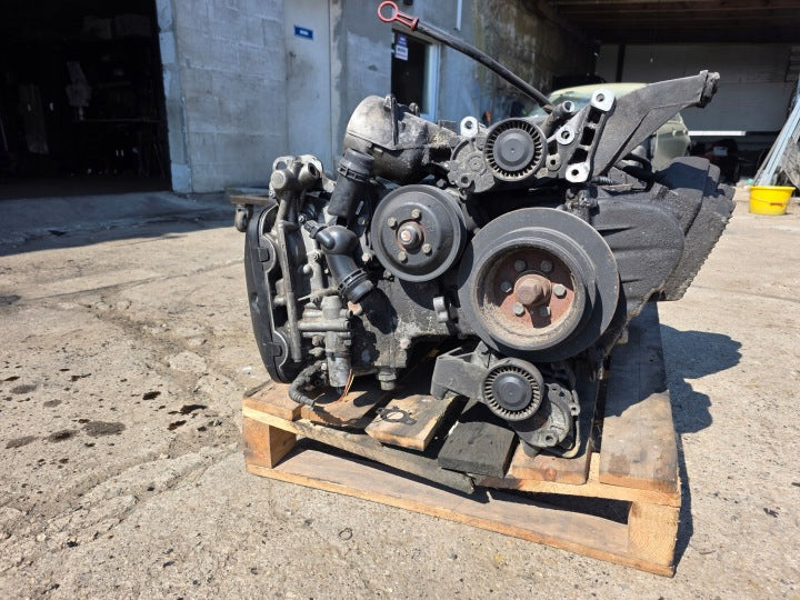 Motor BMW E39 M52B25 2.5 Engine Unkomplett MOT6733477778wv
