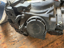 Laden Sie das Bild in den Galerie-Viewer, Frontscheinwerfer Land Rover Range Sport L320 XBC501733LZN Xenon Links Headlight SCH6490315549wg