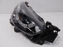 Laden Sie das Bild in den Galerie-Viewer, Frontscheinwerfer Mazda 2 LED Rechts Scheinwerfer Headlight