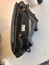 Laden Sie das Bild in den Galerie-Viewer, Frontscheinwerfer Mercedes-Benz Glc C253 X253 A2539068101 Links Headlight SCH8836886560mb