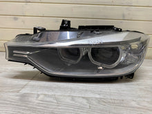 Laden Sie das Bild in den Galerie-Viewer, Frontscheinwerfer BMW 3 F30 F31 Xenon Links Scheinwerfer Headlight SCH7659261803um
