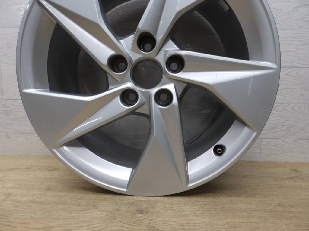 1x Alufelge 17 Zoll 8.0" 5x112 46ET 8Y0601025A Audi A3 Rim Wheel