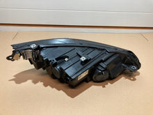 Load image into Gallery viewer, Frontscheinwerfer VW Golf VIII 5H1941005B LED Ein Satz Scheinwerfer Headlight SCH8621794221yt