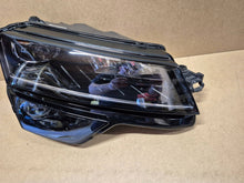 Load image into Gallery viewer, Frontscheinwerfer Skoda Karoq 57B941016B Rechts Scheinwerfer Headlight SCH5368266690yc