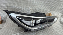 Laden Sie das Bild in den Galerie-Viewer, Frontscheinwerfer Hyundai I30 LED Rechts Scheinwerfer Headlight SCH4022046423xc