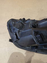 Laden Sie das Bild in den Galerie-Viewer, Frontscheinwerfer Audi A6 C7 4G0941004M Rechts Scheinwerfer Headlight