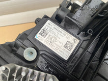 Laden Sie das Bild in den Galerie-Viewer, Frontscheinwerfer BMW 2 Active Tourer U06 5A42248 Full LED Rechts Headlight SCH8224132838um