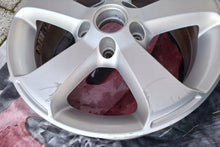 Load image into Gallery viewer, 1x Alufelge 16 Zoll 6.0" 5x112 50ET Glanz Silber 1T4071496C VW I Rim Wheel FEL5739738238lo
