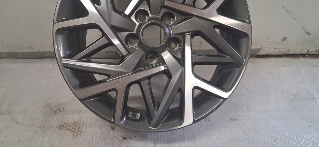 1x Alufelge 18 Zoll 7.5" 5x114.3 50ET 52910-CM300 Hyundai Kona Rim Wheel FEL8184423107pr