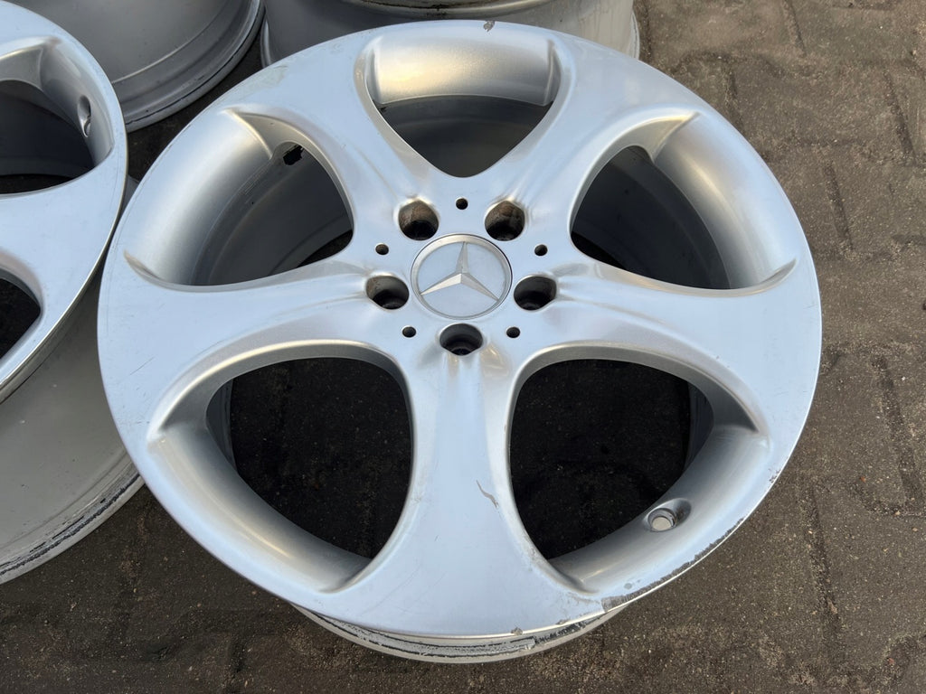 4x Alufelge 18 Zoll 5x112 A2074012702 Mercedes-Benz Coupe Rim Wheel FEL9017433416hl