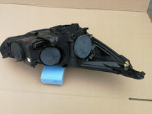 Laden Sie das Bild in den Galerie-Viewer, Frontscheinwerfer Ford Focus III F1EB-13W030-ED Links Scheinwerfer Headlight SCH3243040990lb