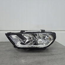 Laden Sie das Bild in den Galerie-Viewer, Frontscheinwerfer Audi A1 82A941003 Ein Stück (Rechts oder Links) Headlight SCH8834287228ae
