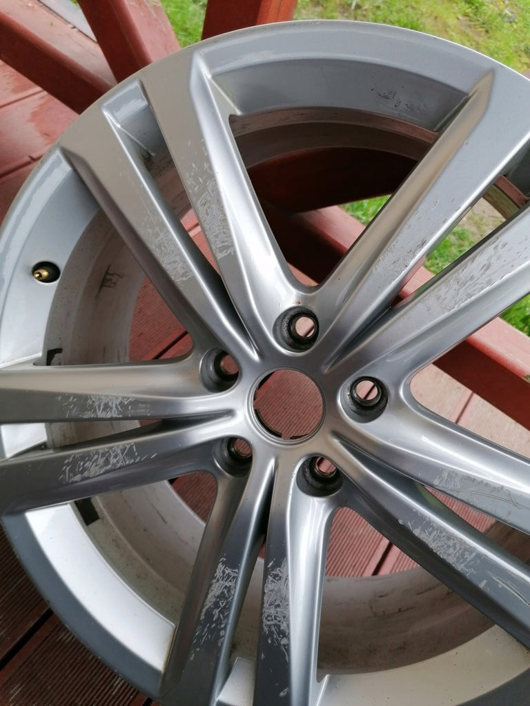 1x Alufelge 18 Zoll 7.5" 5x112 51ET Glanz Silber 5F0601025J Seat Leon Rim Wheel FEL3649858269id