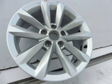 Load image into Gallery viewer, 1x Alufelge 16 Zoll 7.0&quot; 5x112 40ET Glanz Silber 8Y0601025 Audi A3 Mg Rim Wheel