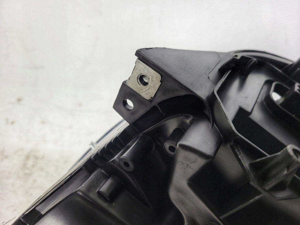 Frontscheinwerfer Mercedes-Benz W204 A2048209061 Xenon Rechts Headlight SCH4013454735bh